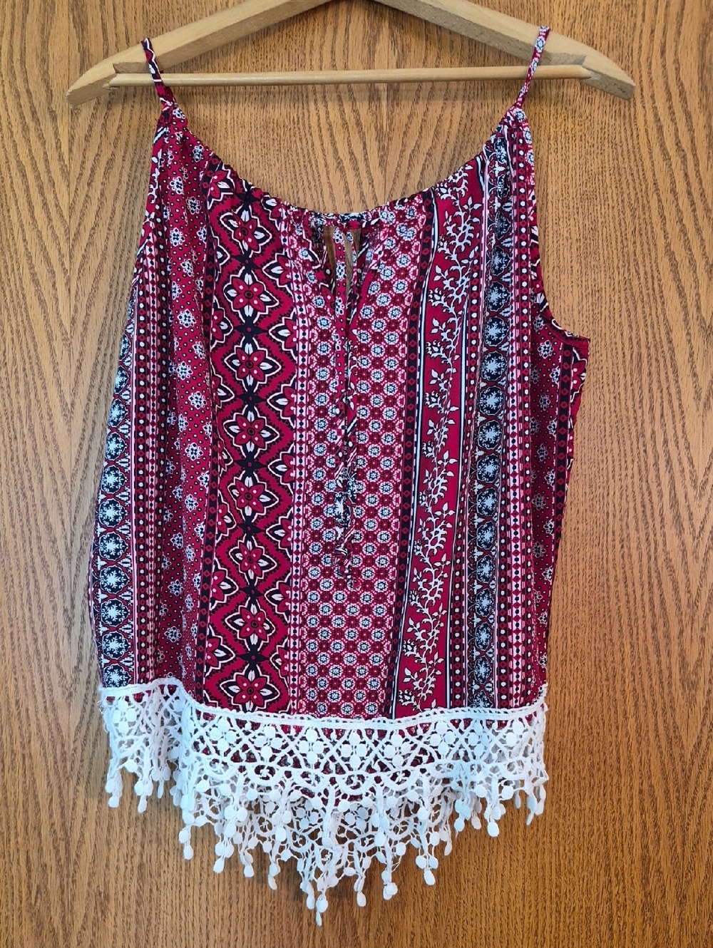 💐Cute No Boundaries Red White & Blue Tank Top with Lace Fringe Jr Sz XL (15-17) - Picture 4 of 7